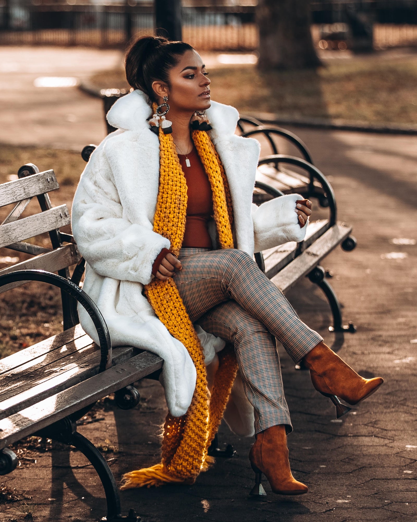 Plush Ivory Faux Fur – Asuso Couture